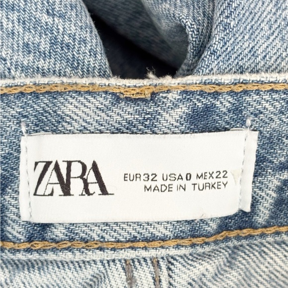 Zara High Rise Wide Leg Ripped Light Wash Jeans - Blogger Favourite 0 - Picture 9 of 14
